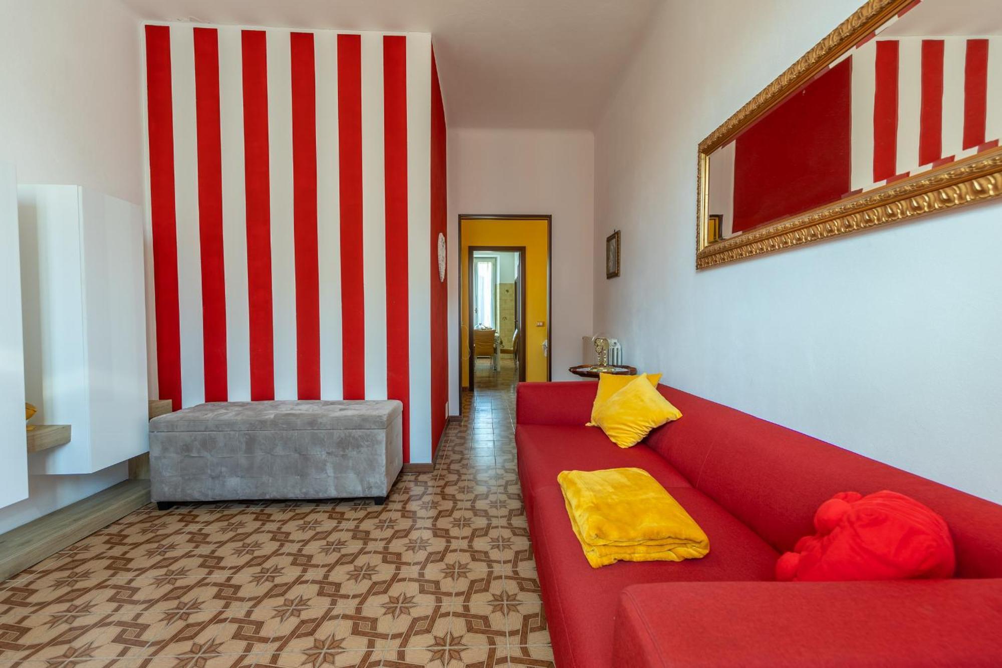 Casa Vacanza Dimora Vincenza Luino Exterior photo