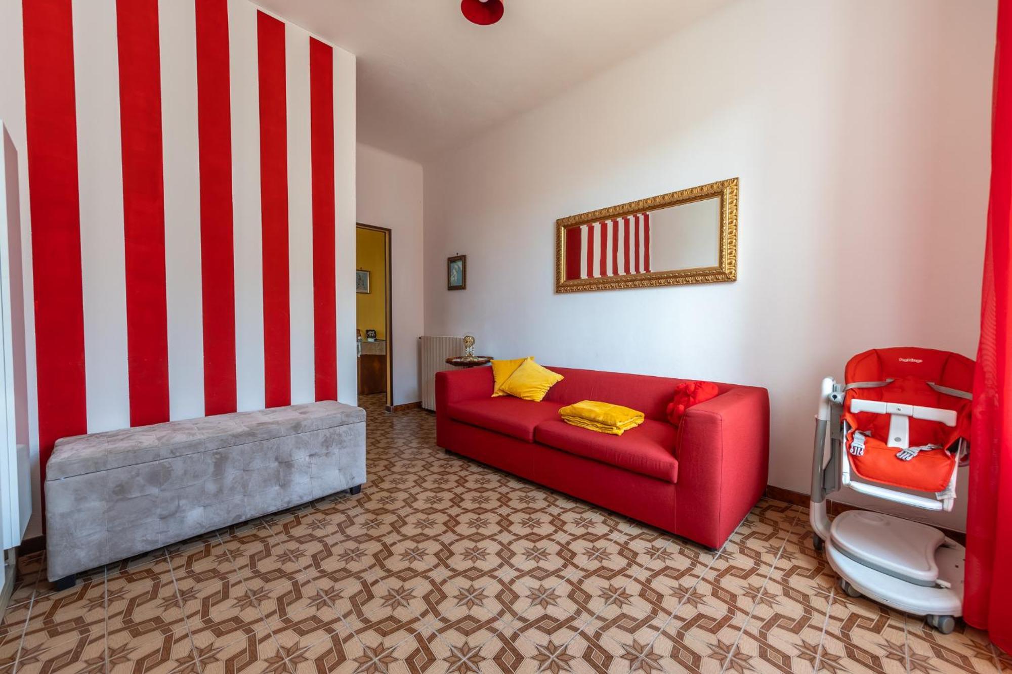 Casa Vacanza Dimora Vincenza Luino Exterior photo